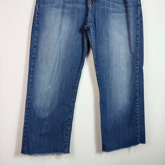 Lucky Brand Dungarees Loose Fit Short Length Jeans Mens 34x27 Blue Raw Hem Baggy - Picture 3 of 13